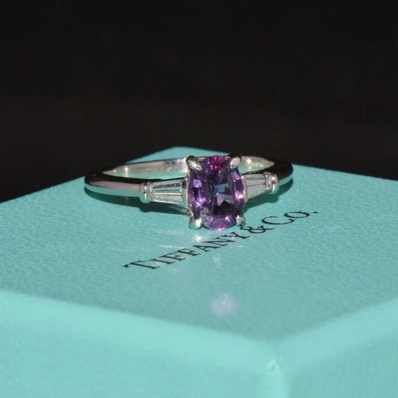 TIFFANY & CO. GIA CERTIFIED NATURAL 1.36CTS DIAMOND SAPPHIRE PLATINUM RING - Picture 3 of 15